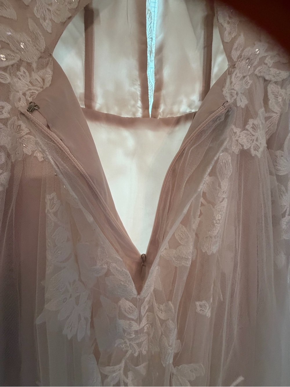 Oleg Cassini Blush and Ivory Lace A-Line Wedding Gown size 14 true to size - Picture 9 of 16